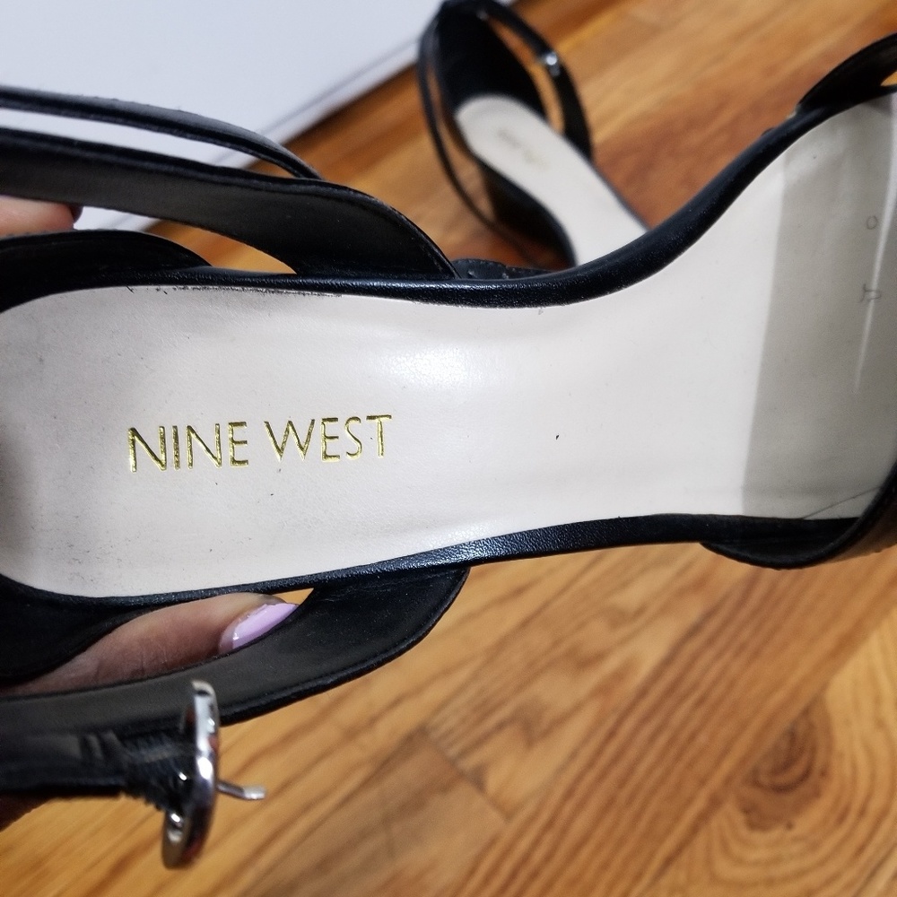 Shoes - Picture 3 of 6